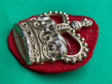Load image into Gallery viewer, British Army Queens Crown Major Rank Pip Badge Badge
