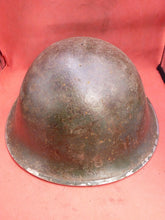 Charger l&#39;image dans la galerie, Original WW2 British / Canadian Army Mk3 Turtle Helmet
