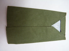 Load image into Gallery viewer, QOGLR OD Green Rank Slides / Epaulette Pair Genuine British Army - NEW
