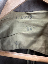 Load image into Gallery viewer, Original WW2 US Army Airforce Class A Jacket Uniform 36L - 1943 Dated
