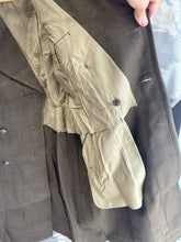 Charger l&#39;image dans la galerie, Genuine French Army Greatcoat - Ideal for WW2 US Army Reenactment
