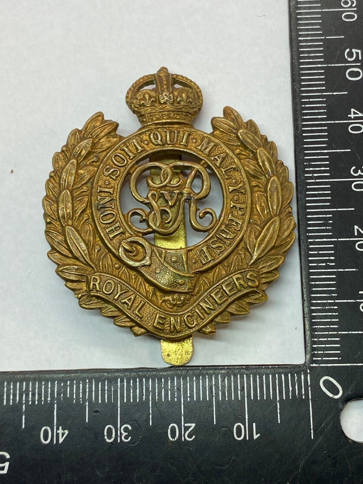 Original WW British Army Royal Engineers GRV Cap Badge – The Militaria Shop