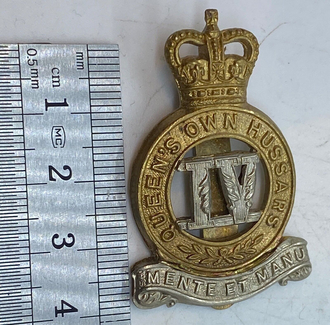 A nice post 1953 British Army 9th QUEEN'S HUSSARS - bi-metal cap badge - B36 - The Militaria Shop