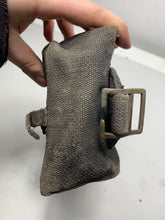 Charger l&#39;image dans la galerie, Original WW2 Pattern 37 Pattern British Army Webbing Bren Pouch
