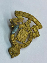 Load image into Gallery viewer, Original WW1 / WW2 British Army Royal Army Ordnance Corps Cap Badge
