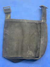 Charger l&#39;image dans la galerie, WW2 British Army / RAF 37 Pattern Webbing Water Bottle Carrier Harness Original
