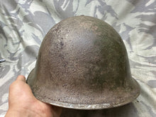 Charger l&#39;image dans la galerie, Original WW2 British / Canadian Army Mk3 High Rivet Turtle Helmet &amp; Liner
