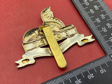 Load image into Gallery viewer, British Army WW1 / WW2 Royal Lincolnshire Regiment Cap Badge.
