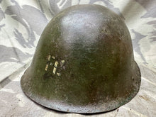 Lade das Bild in den Galerie-Viewer, Originaler Mk4 Turtle-Helm der britischen Armee aus der Zeit des 2. Weltkrieges 
