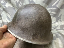 Charger l&#39;image dans la galerie, Original WW2 Canadian / British Army Mk3 High Rivet Turtle Helmet &amp; Liner
