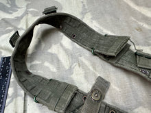 Charger l&#39;image dans la galerie, Original WW2 British Army 44 Pattern Soldiers Belt - 36&quot; Waist
