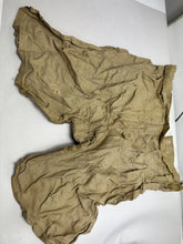 Lade das Bild in den Galerie-Viewer, Original WW2 British Army 1942/1943 Dated Tan Boxer Shorts - New Old Stock
