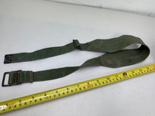 Charger l&#39;image dans la galerie, Original WW2 British Army 44 Pattern Shoulder Strap - 1945 Dated
