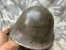 Charger l&#39;image dans la galerie, Original WW2 Canadian / British Army Mk3 High Rivet Turtle Helmet &amp; Liner
