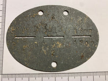 Load image into Gallery viewer, Original WW2 German Army Soldiers Dog Tags - M2 P A.D.1/13/ 1307
