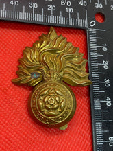 Load image into Gallery viewer, WW1 / WW2 Original Royal Fusiliers City of London British Army Cap Badge
