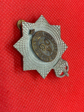 Load image into Gallery viewer, Original WW1 / WW2 British Army KING&#39;S DRAGOON GUARDS Regiment Cap Badge
