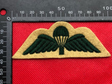 Charger l&#39;image dans la galerie, Genuine British Army Paratrooper Parachute Jump Wings - Light Infantry
