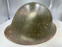 Lade das Bild in den Galerie-Viewer, Originaler Mk3 Turtle Kampfhelm und Futter der britischen/kanadischen Armee aus dem 2. Weltkrieg 
