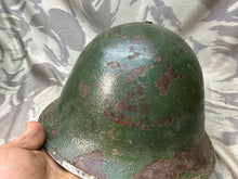 Charger l&#39;image dans la galerie, Original WW2 British / Canadian Army Mk3 High Rivet Turtle Helmet &amp; Liner
