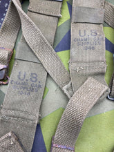 Load image into Gallery viewer, Original WW2 US Army Issue / Paratroopers Y-Straps / Suspenders / Yolk
