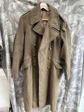 Load image into Gallery viewer, Original British Army WW2 1940 Dated Wiltshire Regiment Officers Greatcoat 40&quot;C
