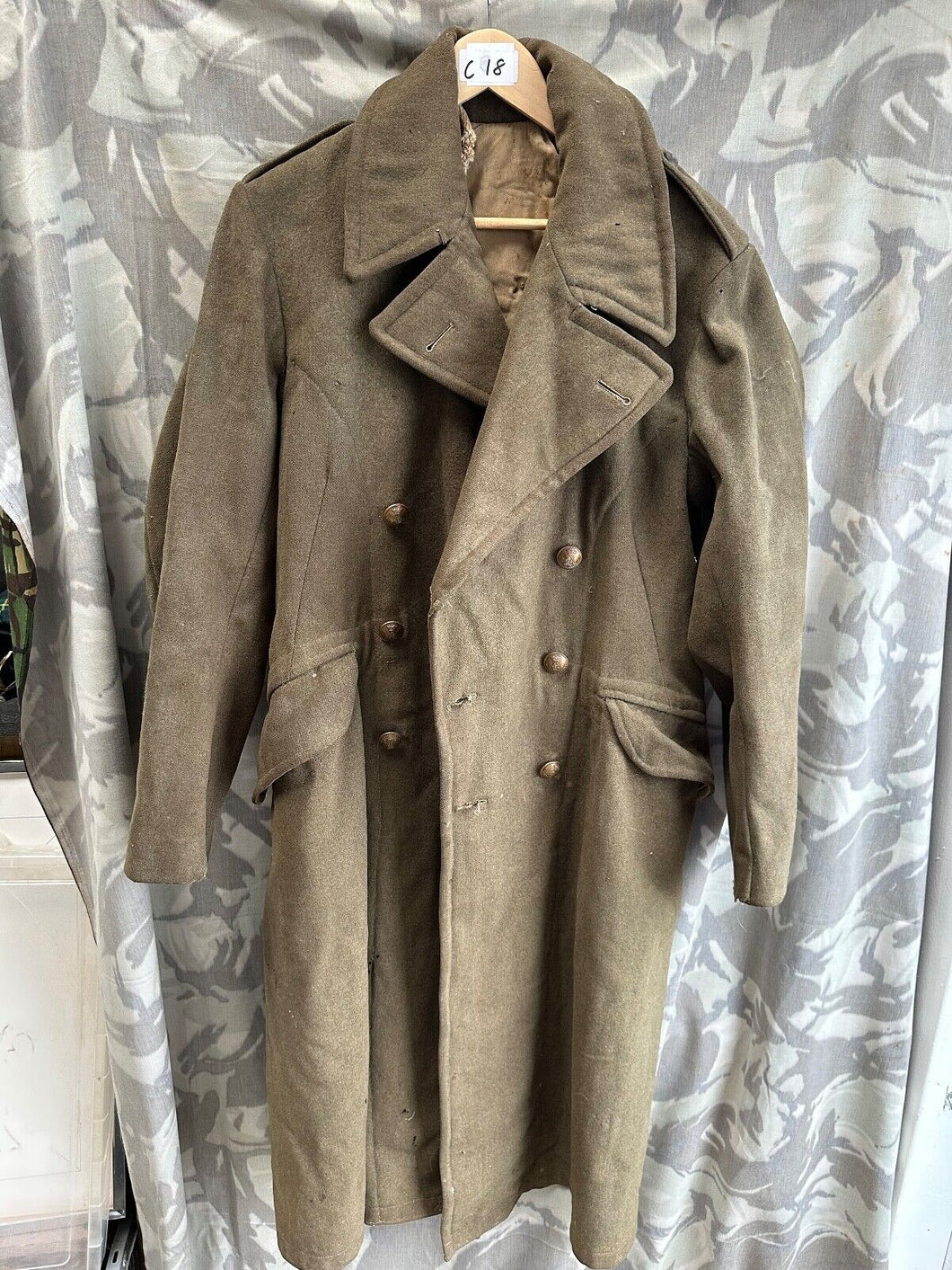 Original British Army WW2 1940 Dated Wiltshire Regiment Officers Greatcoat 40