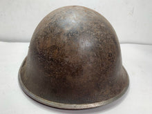 Charger l&#39;image dans la galerie, Original WW2 British / Canadian Army Mk3 Turtle Helmet
