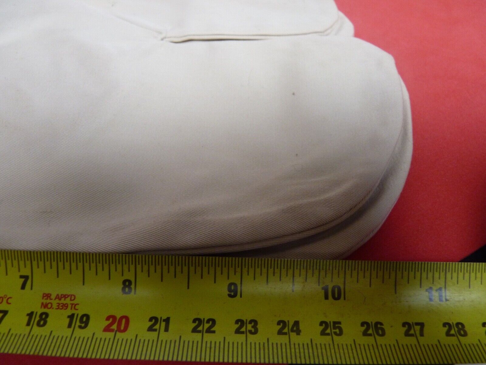 Original WW2 British Army Gunners Winter White Gloves - The Militaria Shop
