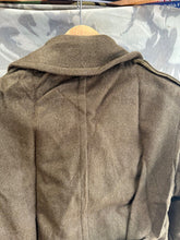 Charger l&#39;image dans la galerie, Genuine French Army Greatcoat - Ideal for WW2 US Army Reenactment
