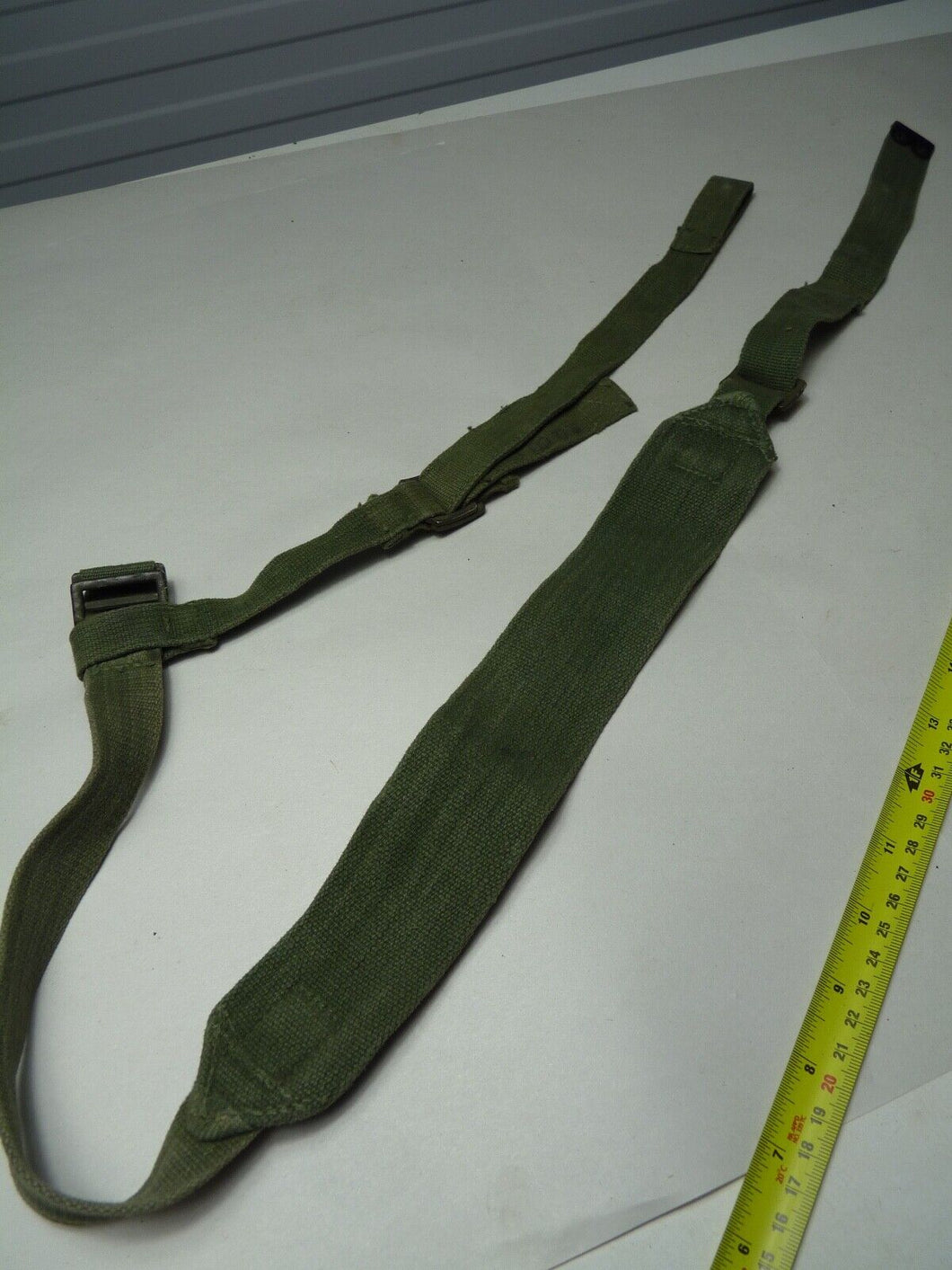 Original WW2 British Army 44 Pattern Shoulder / Extended Equipment Strap - 1945