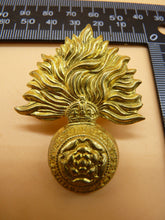 Load image into Gallery viewer, British Army Cap Badge - The Royal Fusiliers - Kings Crown
