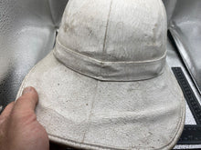 Load image into Gallery viewer, WW2 Era British Army Royal Marine Bandsman&#39;s White Pith Helmet. Original.
