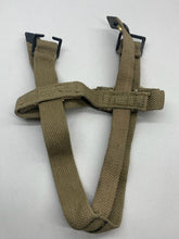 Charger l&#39;image dans la galerie, Original British Army Water Bottle Webbing Carrier / Harness
