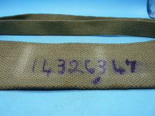 Charger l&#39;image dans la galerie, Original WW2 British Army Shoulder Strap - 37 Pattern Webbing
