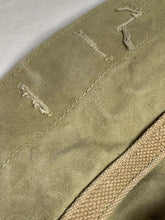 Lade das Bild in den Galerie-Viewer, Original WW2 US Army M1928 Haversack Pack Tail - 1941 Dated
