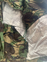 Load image into Gallery viewer, Genuine British Army Issue DPM Combat Smock - Size 160/104
