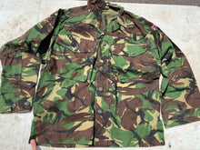 Load image into Gallery viewer, Genuine British Army DPM Woodland Combat Jacket - Size 160/96
