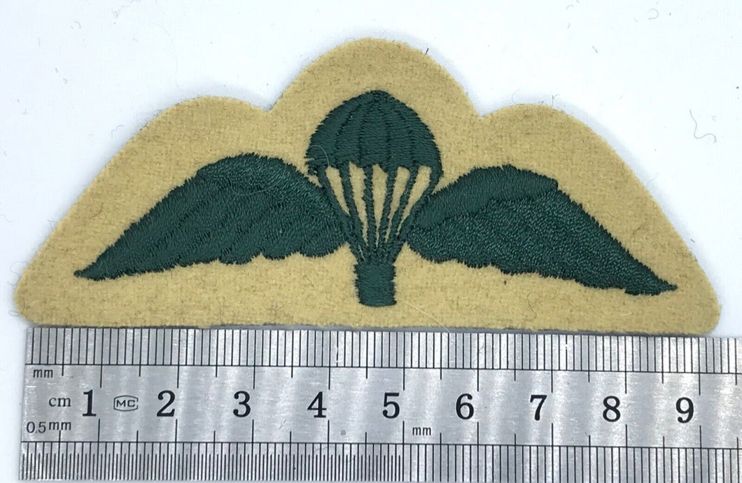 A current khaki backed British Army paratroopers uniform jump wing badge -- B15