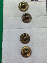 Load image into Gallery viewer, Genuine US Army Collar Disc Badges Pair - Signal Corps
