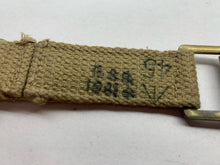 Charger l&#39;image dans la galerie, Original WW2 British Army 37 Pattern Brace Adaptors - 1945 Dated
