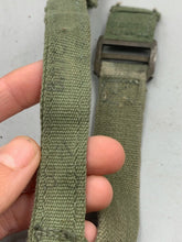 Load image into Gallery viewer, Original WW2 British Army 44 Pattern Shoulder Strap
