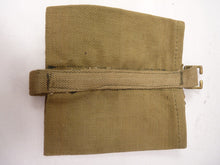 Charger l&#39;image dans la galerie, Original WW2 1942 Dated British Army 37 Pattern Water Bottle Carrier Harness
