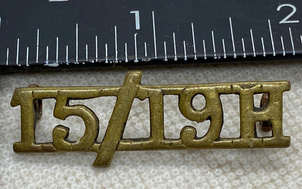 WW2 15/19th Hussars - brass shoulder title. Good original condition.
