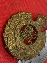 Load image into Gallery viewer, Original WW1 British Army Royal Engineers Cap Badge
