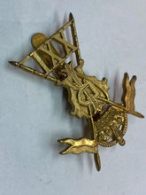 Load image into Gallery viewer, British Army - King&#39;s Crown 21st Lancers Regiment Cap Badge
