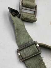 Charger l&#39;image dans la galerie, Original WW2 British Army 44 Pattern Shoulder Strap
