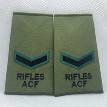 Charger l&#39;image dans la galerie, Rifles ACF OD Green Rank Slides / Epaulette Pair Genuine British Army - NEW
