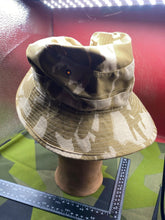 Load image into Gallery viewer, Original British Army Bush Hat. Wide Brim with Neck Cover. Desert-DPM Size 50
