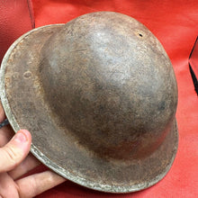 Charger l&#39;image dans la galerie, British Army Mk2 Brodie Helmet - Original WW2 - South African Manufactured
